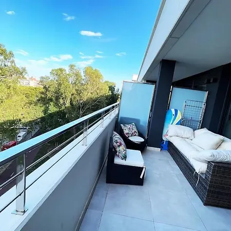 By The With Pool And Private Parking