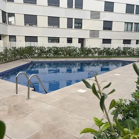 By The With Pool And Private Parking * Cambrils