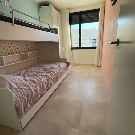 Apartment By The With Pool And Private Parking Cambrils