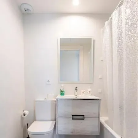 By The With Pool And Private Parking Apartment